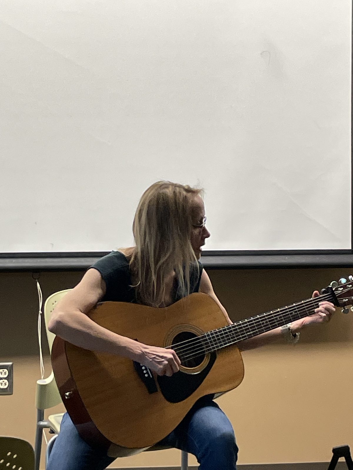 Brandi Hart performing at FARMette 2026